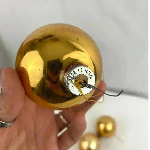 VTG Lot of 5 Gold Mercury Glass Christmas Ornaments Made in USA Holidays - Picture 3 of 14